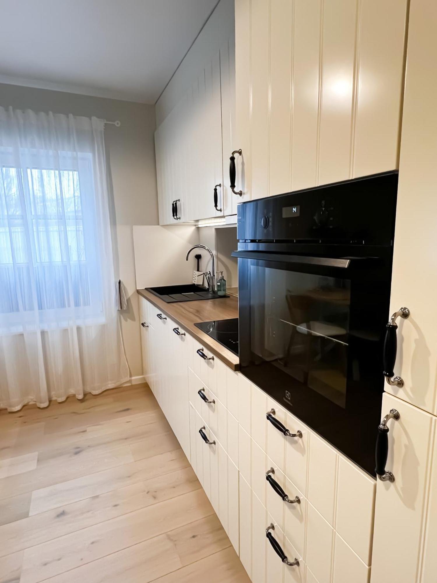 Arka Apartment Juhkentali Tallinn Exterior photo